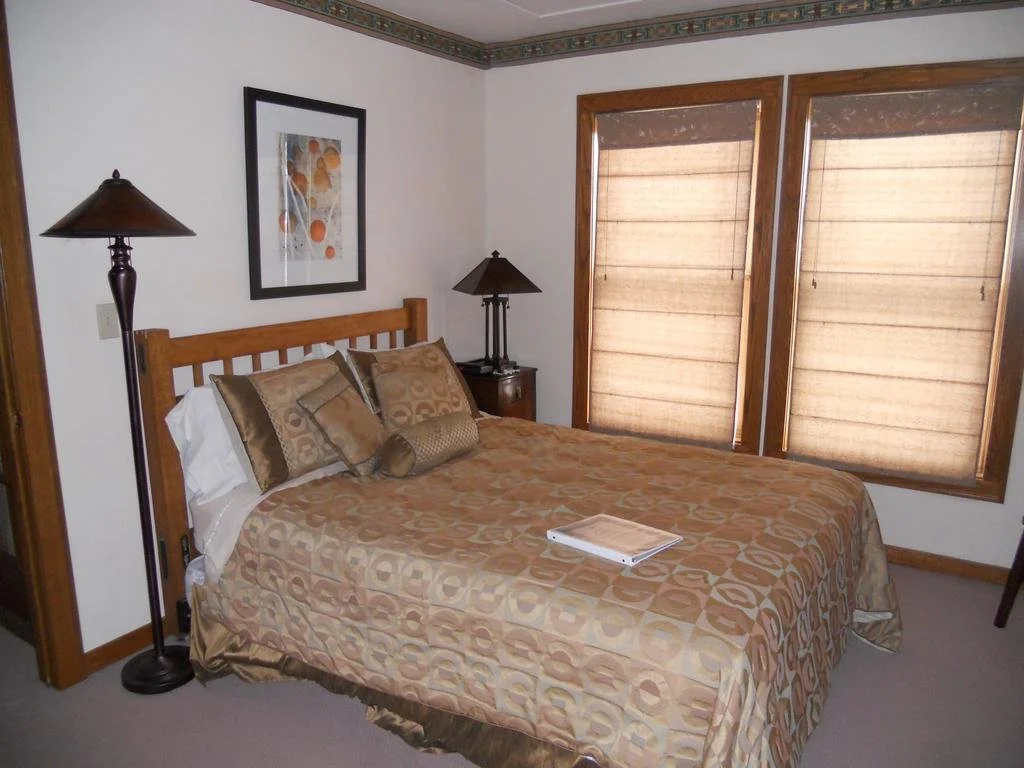 LandMark Inn at the Historic Bank of Oberlin