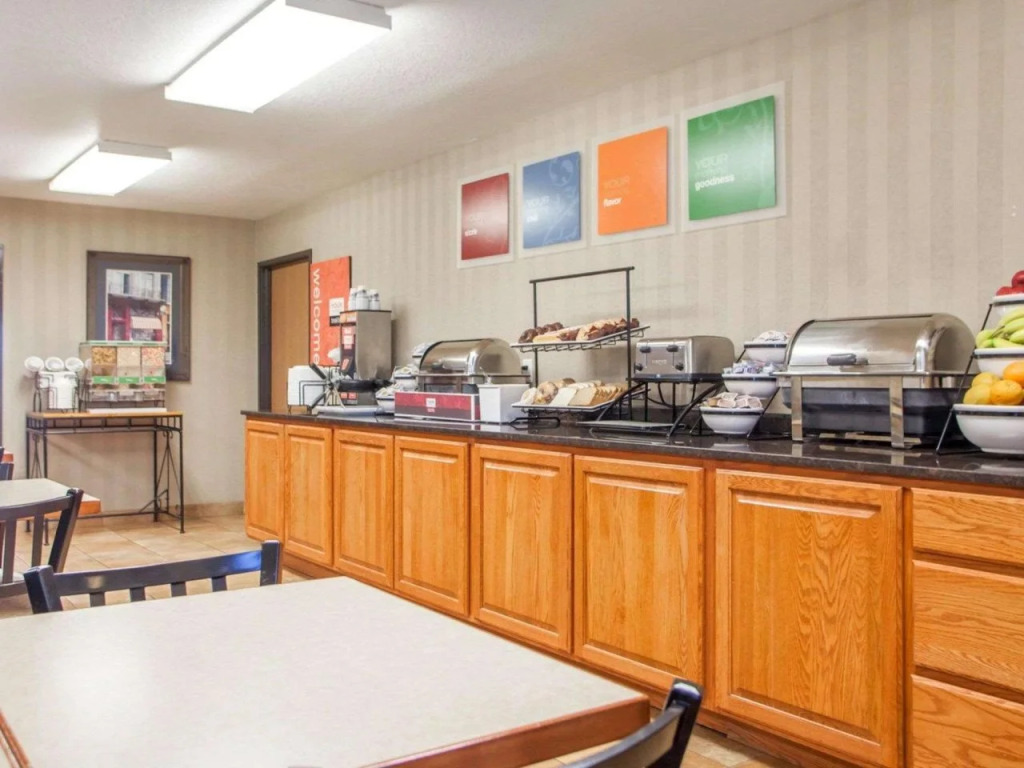 Comfort Inn Story City - I-35 near Ames
