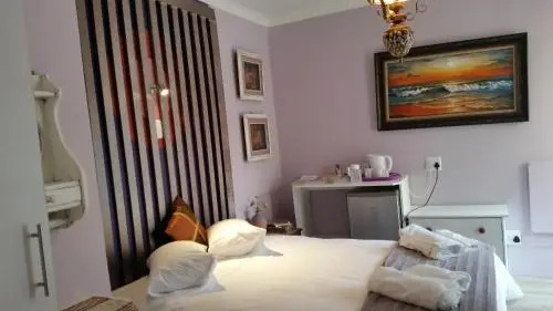 LekkeRus Guest House
