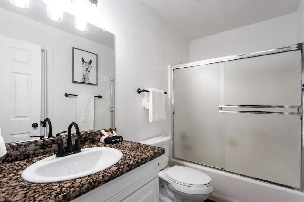 New Listing! Expansive Modern Gem W/ Private Pool 6 Bedroom Home