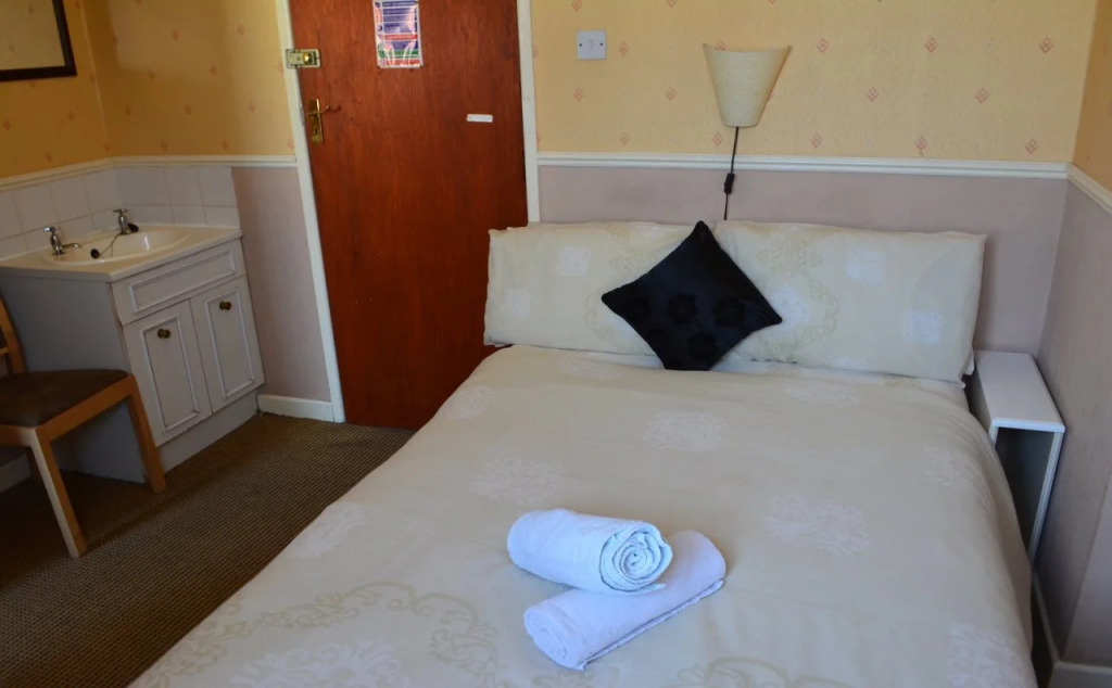 Holm Lea Hotel