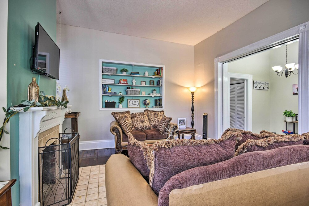 Bright Augusta Vacation Rental, 2 Mi to Riverwalk!