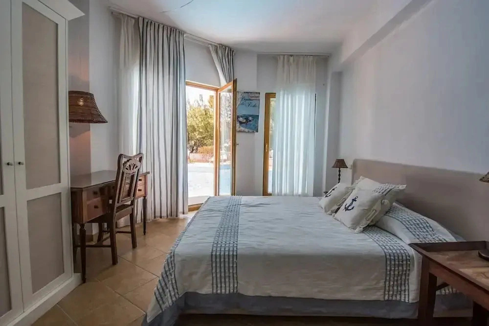 halu! Luxury Villa with Private Pool