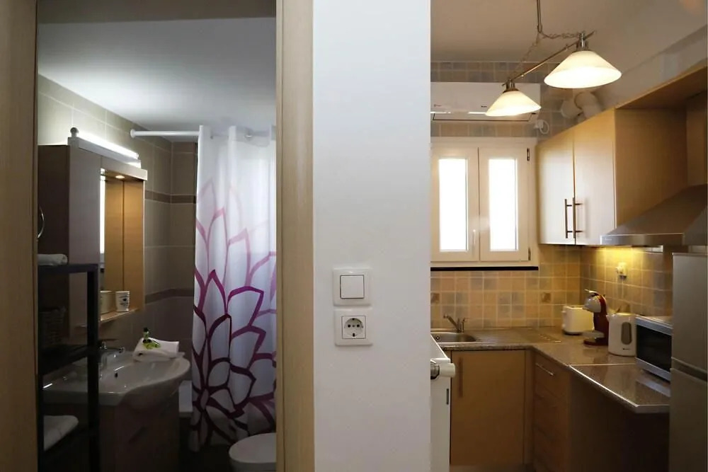 Metaxourghio Boutique Apartment