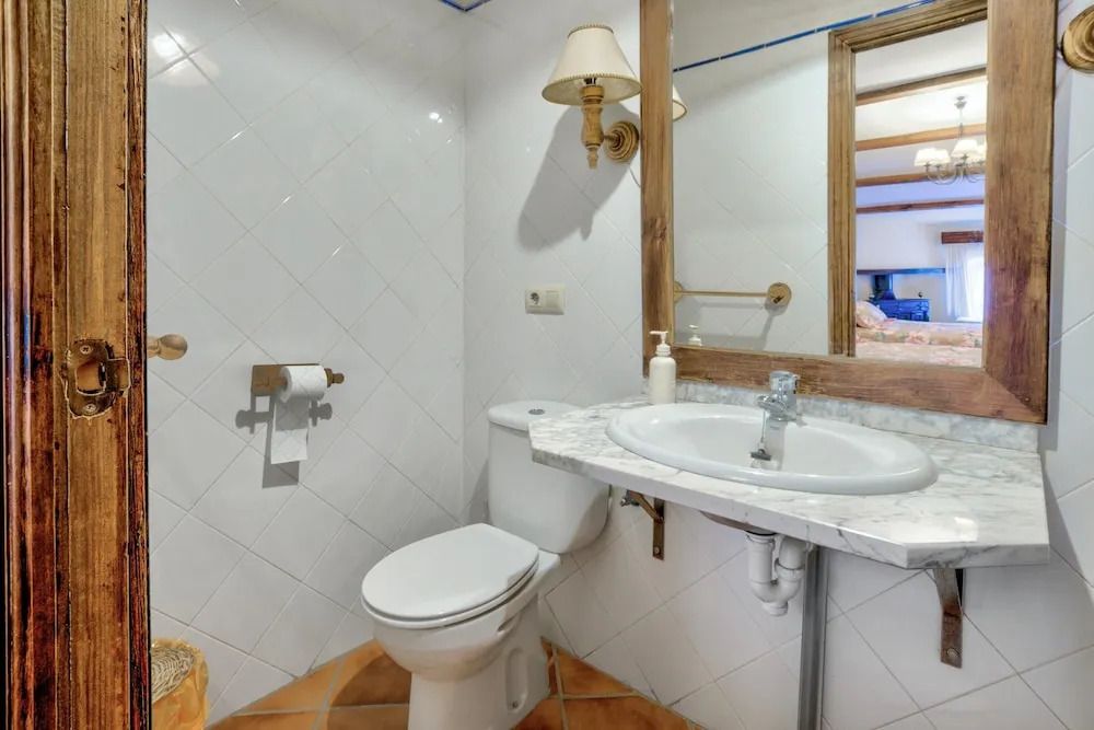 House With 5 Bedrooms in Puebla de Don Rodrigo, With Wonderful Mountain View and Furnished Terrace