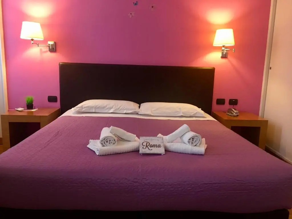 Отель Sky Blue Palace Rome