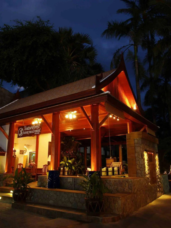 Safari Beach Hotel Patong