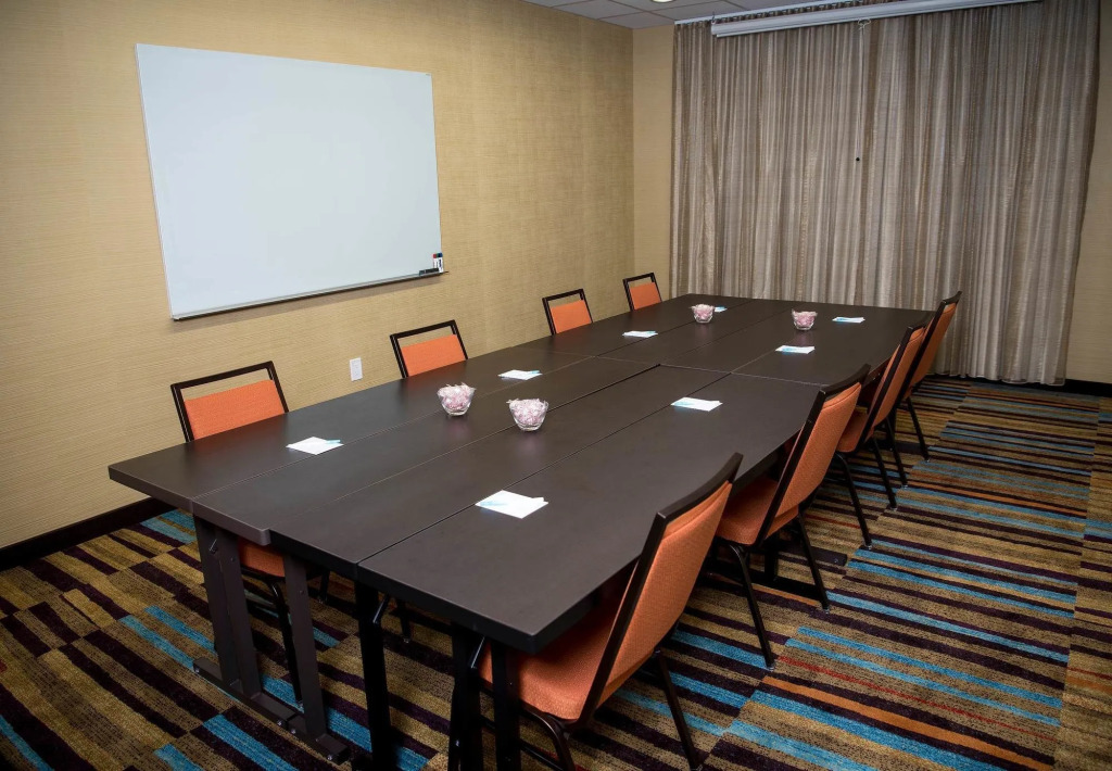 Fairfield Inn & Suites by Marriott Cincinnati Uptown/University Area