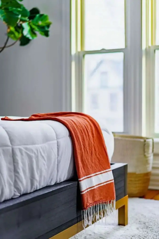 Short North Convention King Bed Parking Free