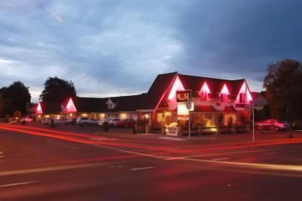 Rose Court Motel