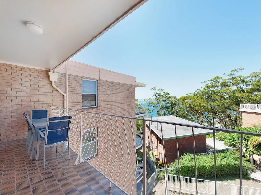 Thurlow Lodge, 6/6 Thurlow Avenue