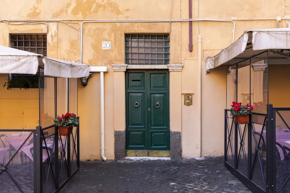 Sonder — Piazza Trilussa