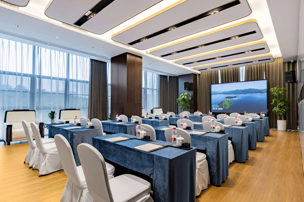 Microtel by Wyndham Songzi