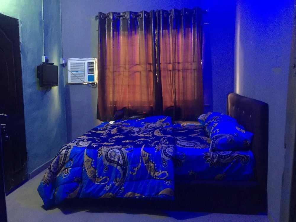 C-KASH Hotel