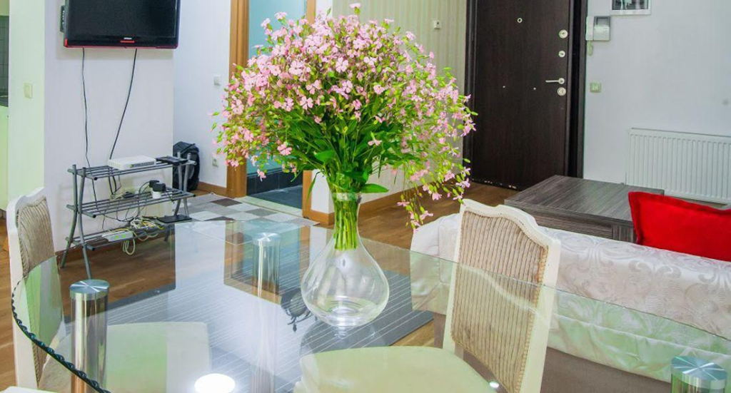 Confiant Hotel