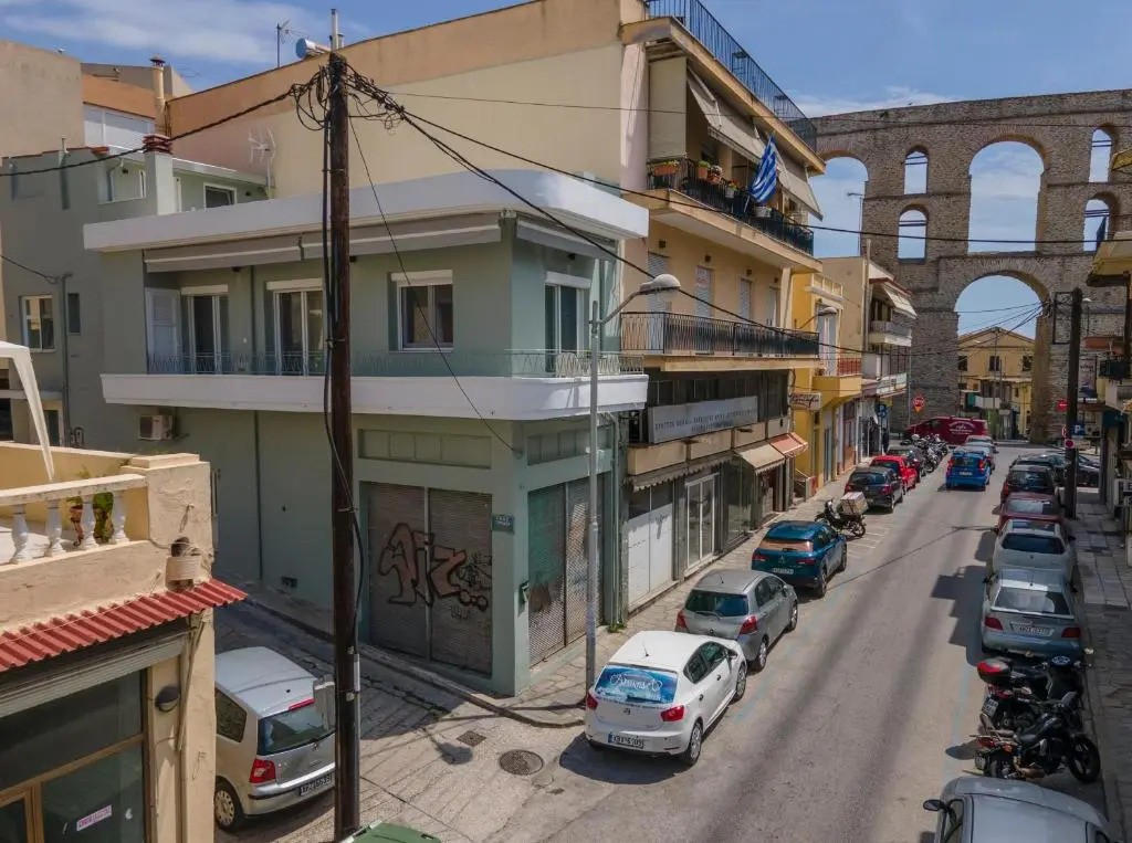 Tompazi 2