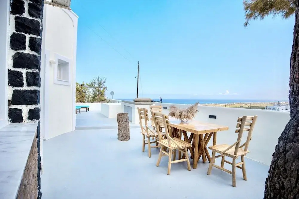 Dawn Suites Santorini