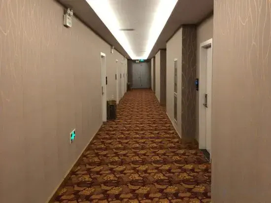 Yuyao Yijia Hotel