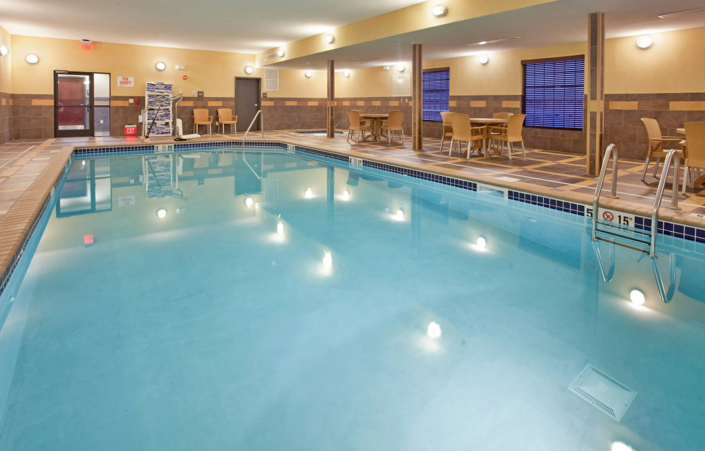 Hampton Inn & Suites Dickinson ND