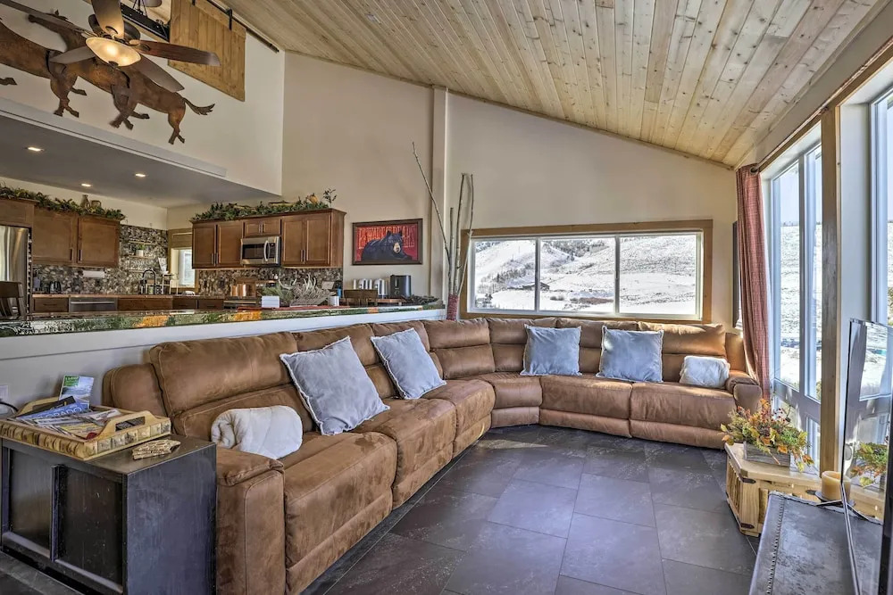 Ski, Soak & Explore! Granby Getaway w/ Mtn Views