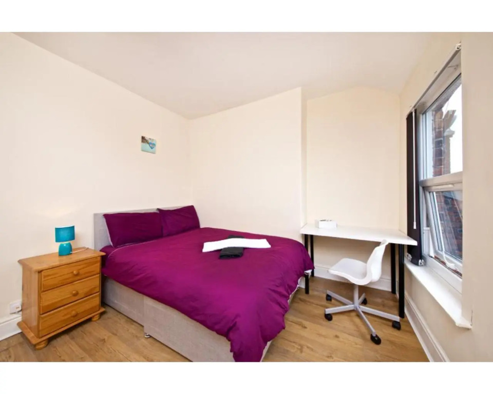 Liverpool City Stays - Economy room - Close to City Centre AA