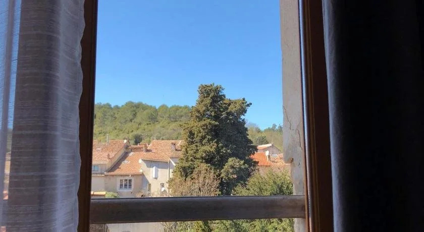 Le Clos Des Acacias