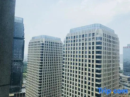 Yunjin Business Hotel