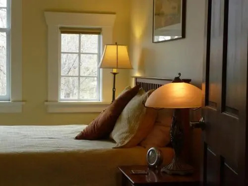 Blossom's Bed & Breakfast