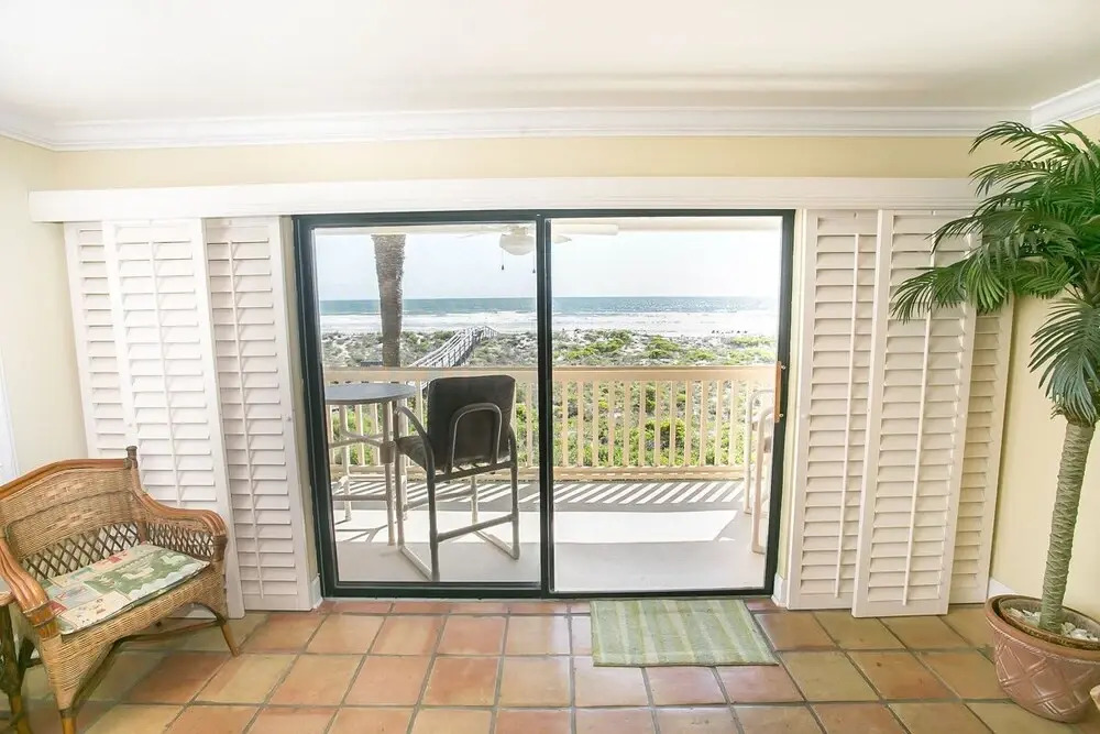 SEA Haven 212 [3/2.5] Free Activities! & Oceanfront Wifi Pool