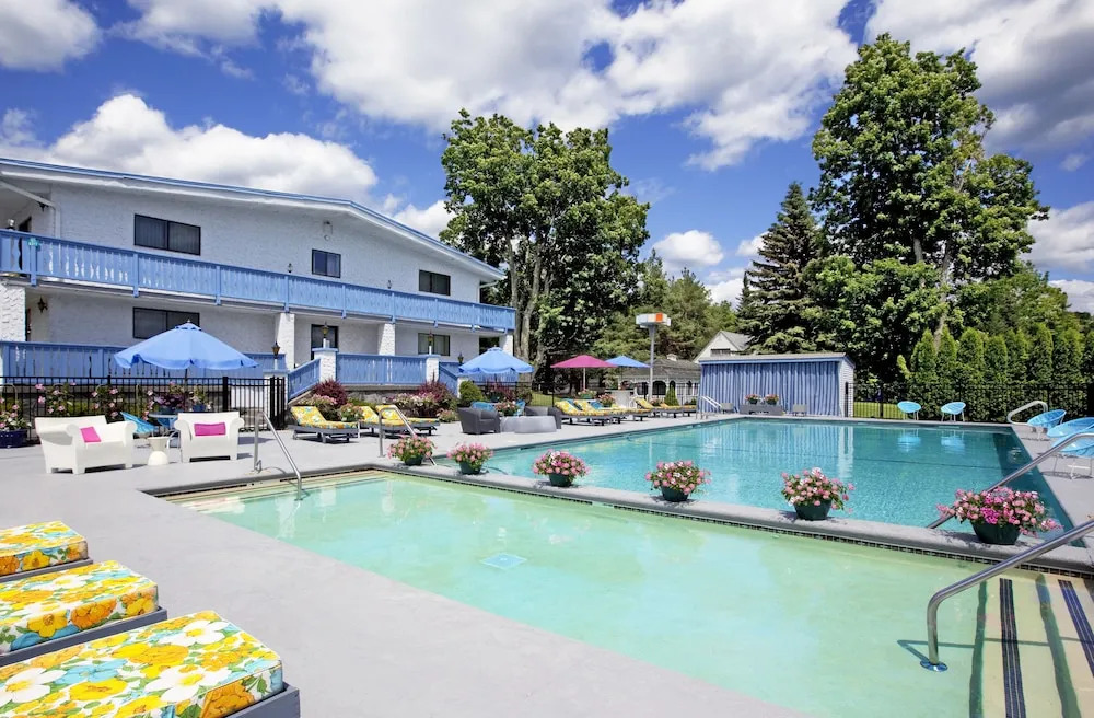 Melour Resort