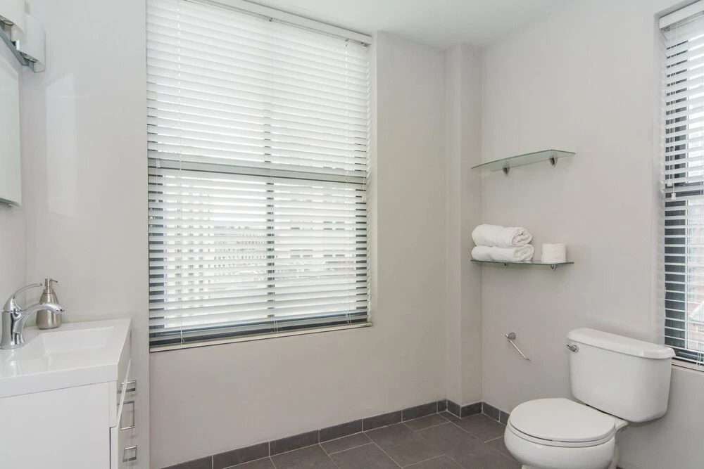 BOS004 2 Bedroom Apartment By Senstay