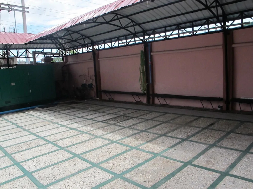 Shwe Pe Ti Hotel