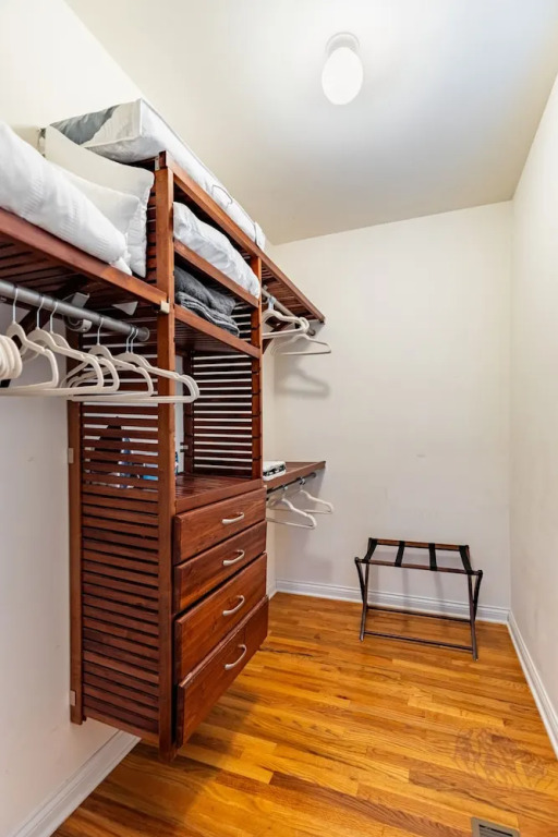 Windy City Getaway 3br 2ba Chicago Townhouse 3 Bedroom Home by RedAwning