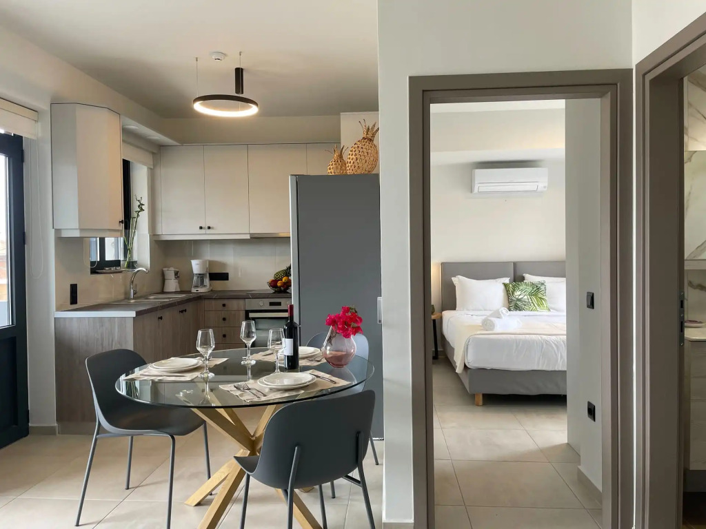 Mossa City Apartments - 2 km from Old Town - Private parking