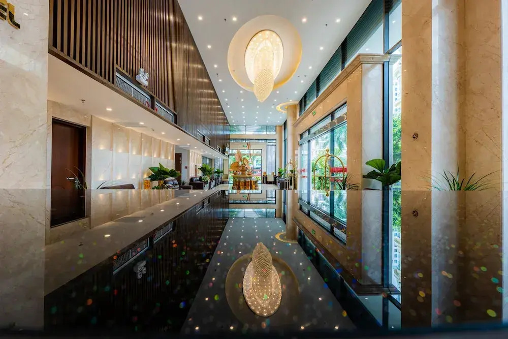 Hạ Long New Century Hotel