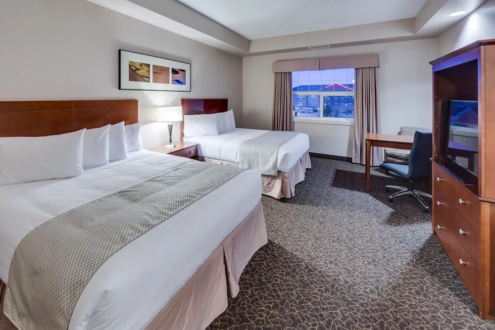 Heritage Inn & Suites - Brooks