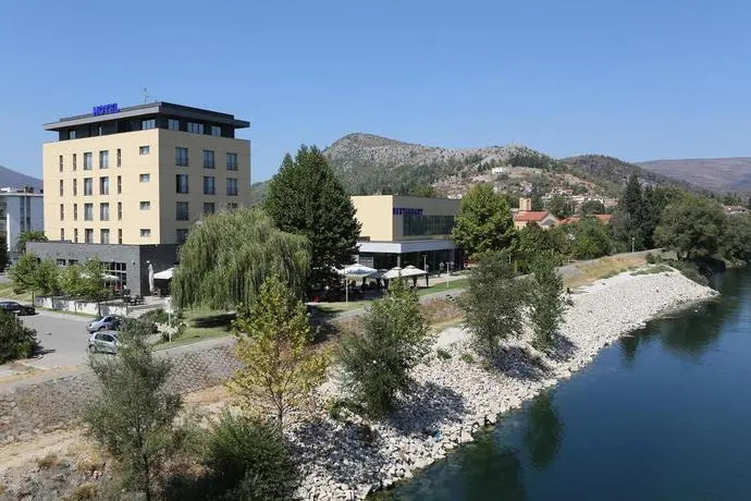 Lapta Holiday Club