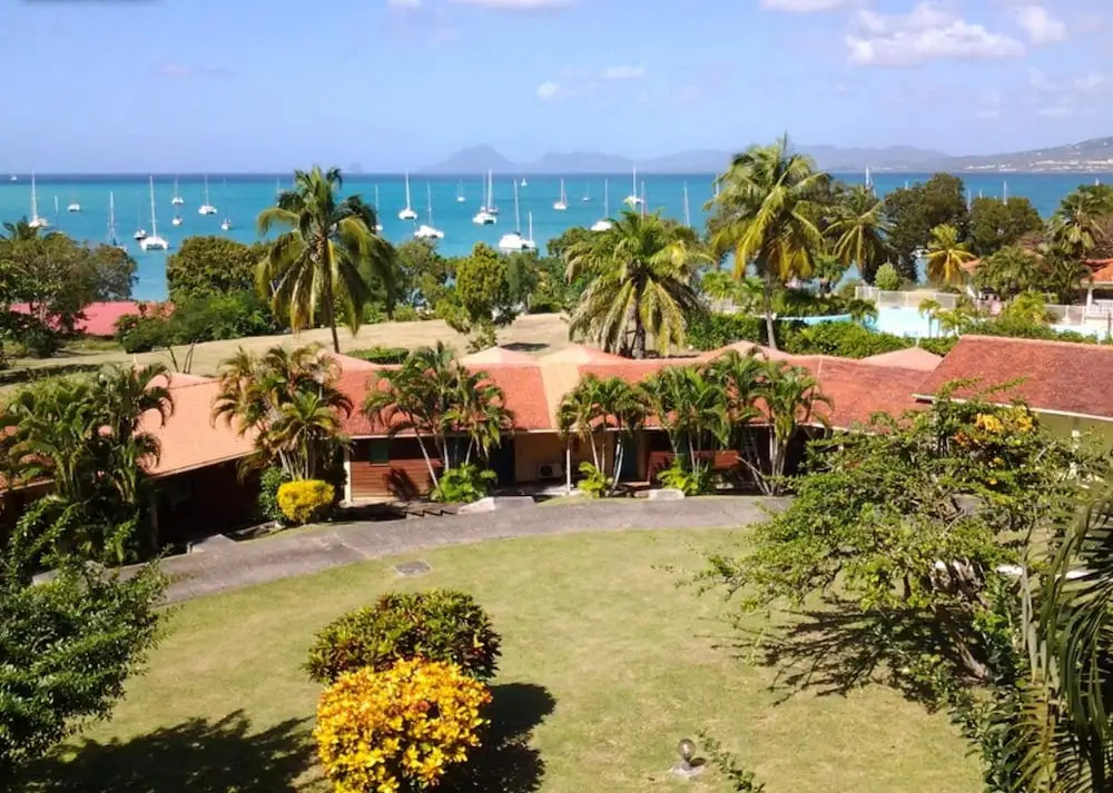 Studio in Sainte-anne, With Wonderful sea View, Enclosed Garden and Wifi