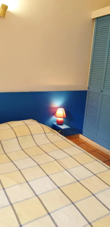 Studio in Saint-pierre, With Enclosed Garden and Wifi