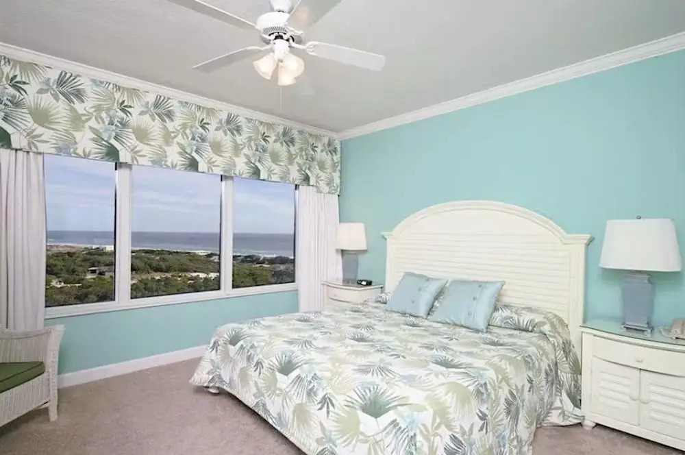 Tops'l 1008 Lockoff 3 Bedroom Condo by RedAwning