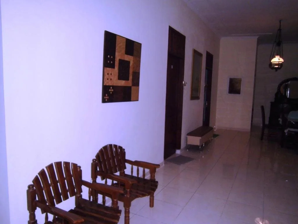 Griya Putri Dewi Family Guest House