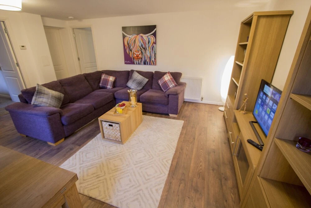 This fantastic 3 bed ground floor apartment has private parking too!