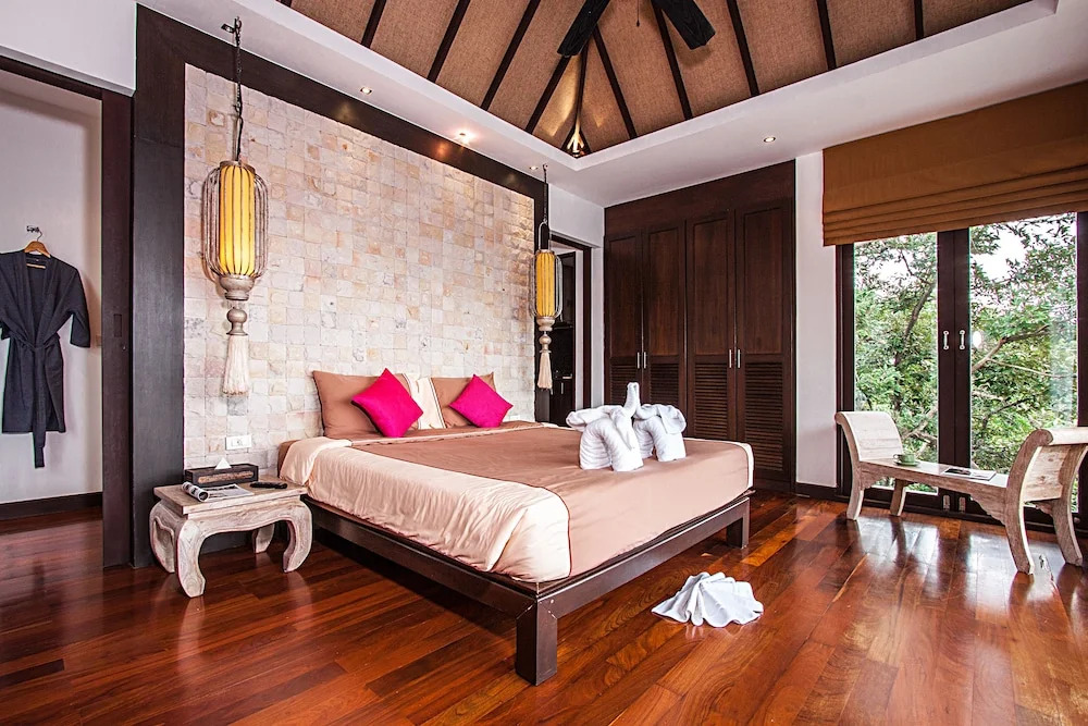 Nirano Villa 14 1 Bed