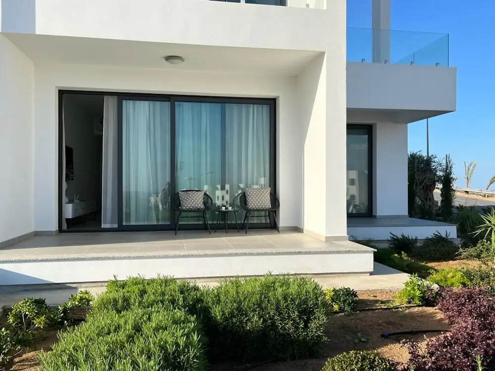 A12 Sun Valley Cove Garden Family Apartment