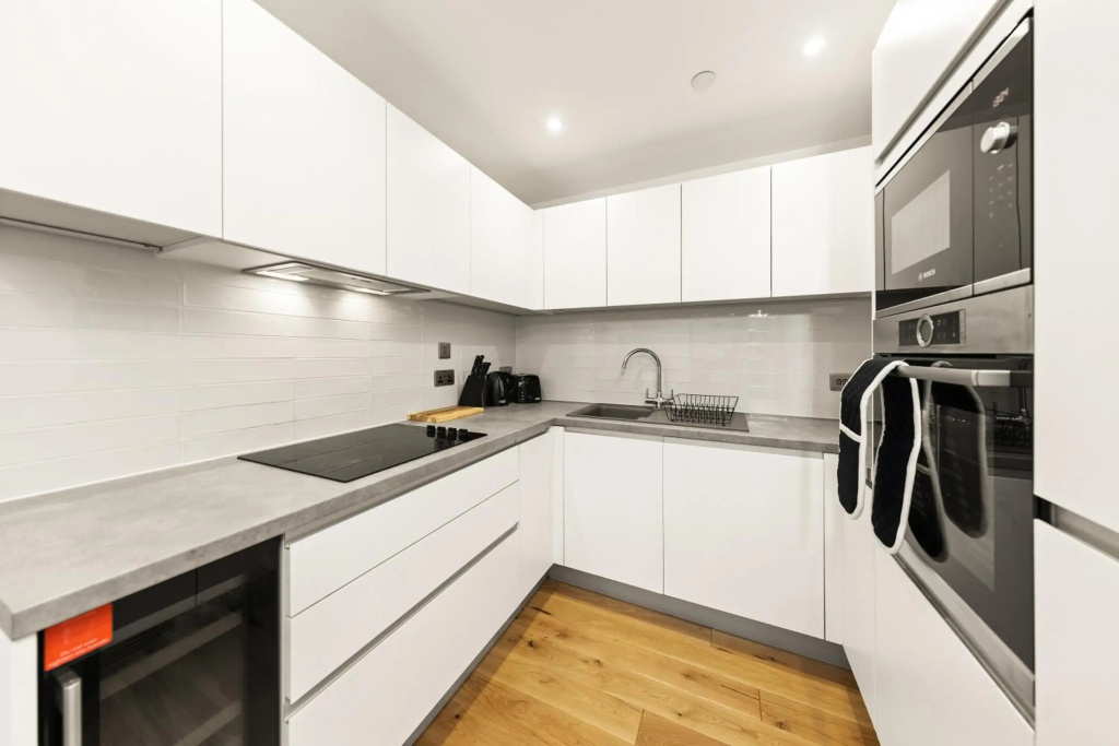 50 PERCENT OFF -Monthly & Weekly Stays Perfect for Relocations, Business, Families and Leisure! Book today at Premium Executive Serviced Apartments- 2 Bed Apt