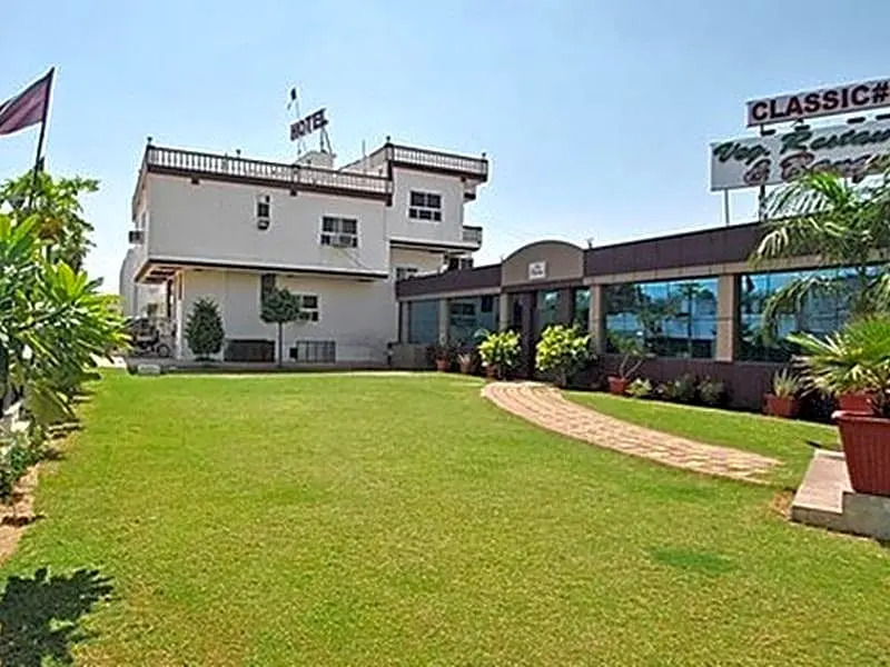 Classic 7 Hotel and Restaurant