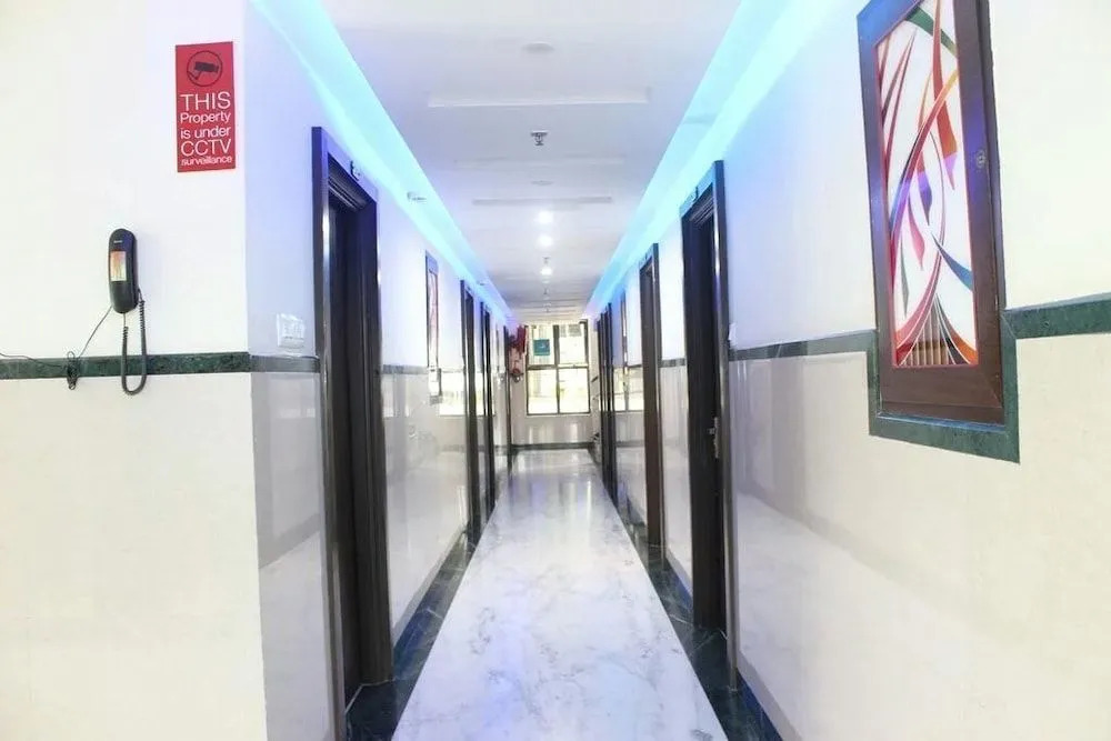 JK Rooms 101 Hotel Asian Inn