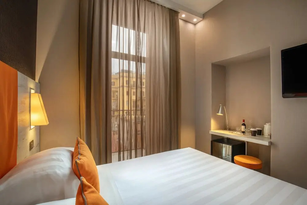 Hotel Harmony