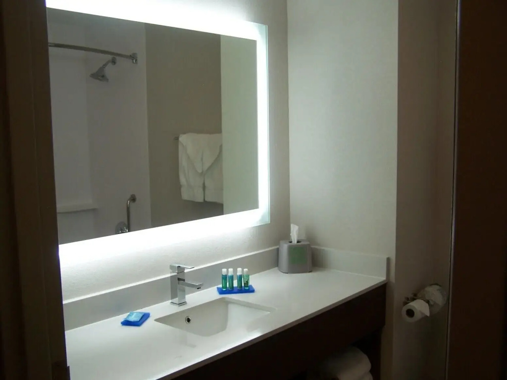 Holiday Inn Express - New Albany