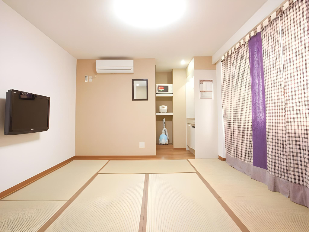 Hanabi Hotel